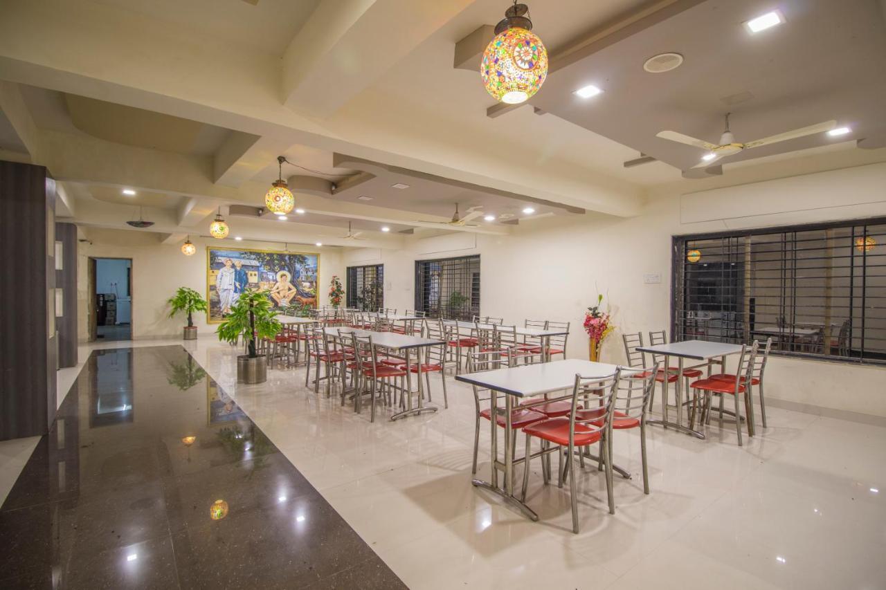 Hotel Yogiraj Palace Shegaon Exterior foto